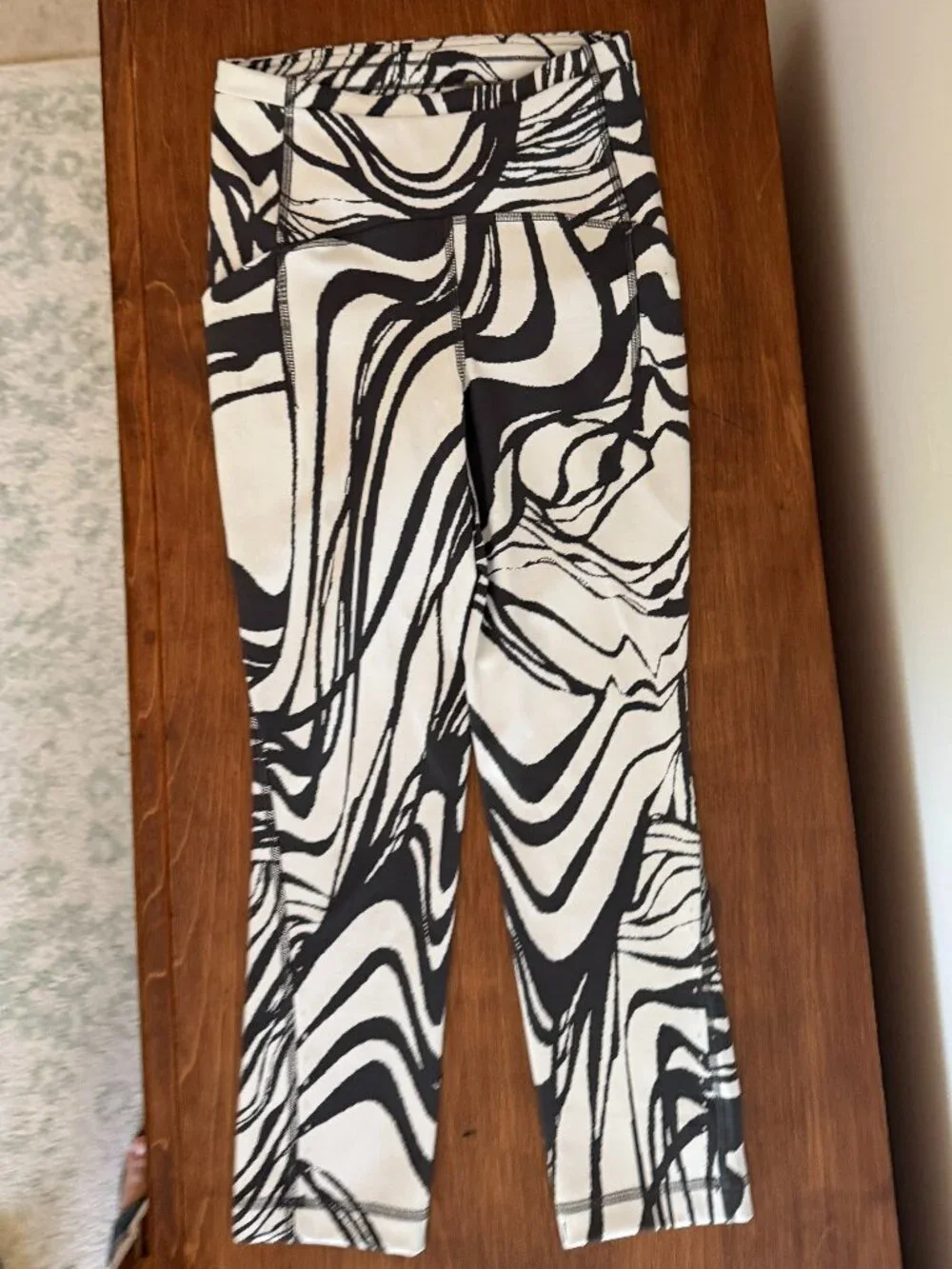 Lululemon Swift Speed High-Rise Crop Legging 21